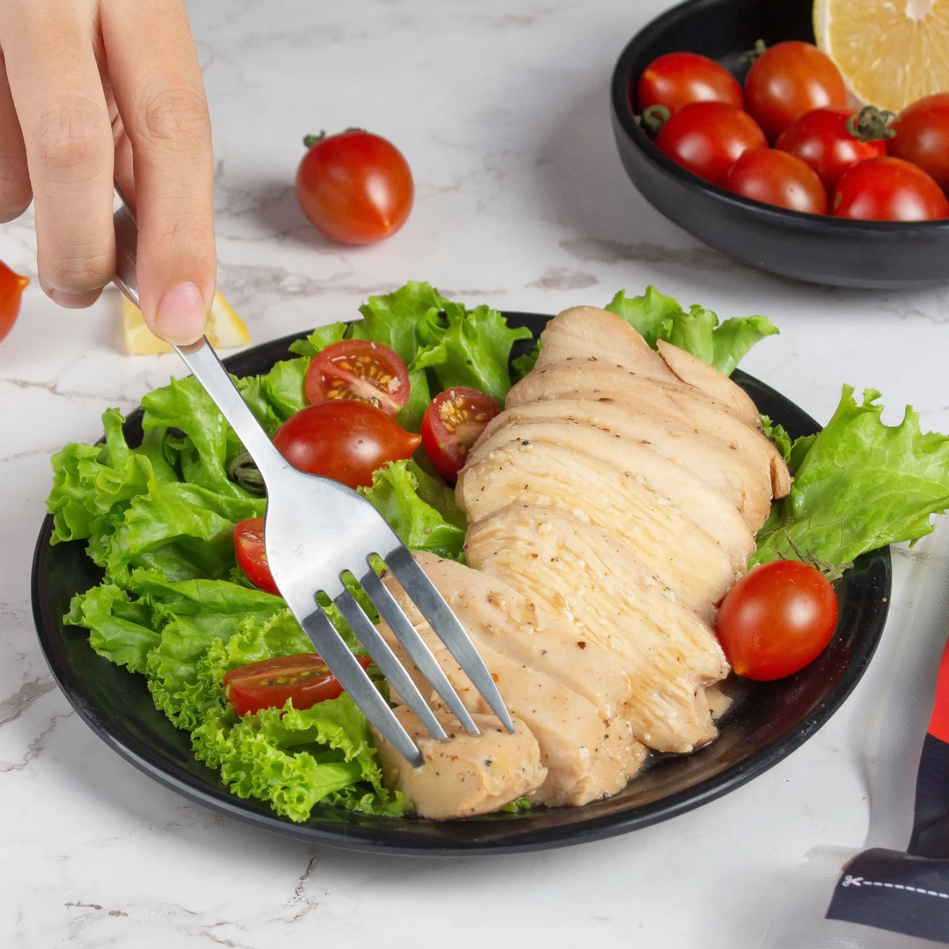 Ức gà nấu chậm vị tiêu chanh